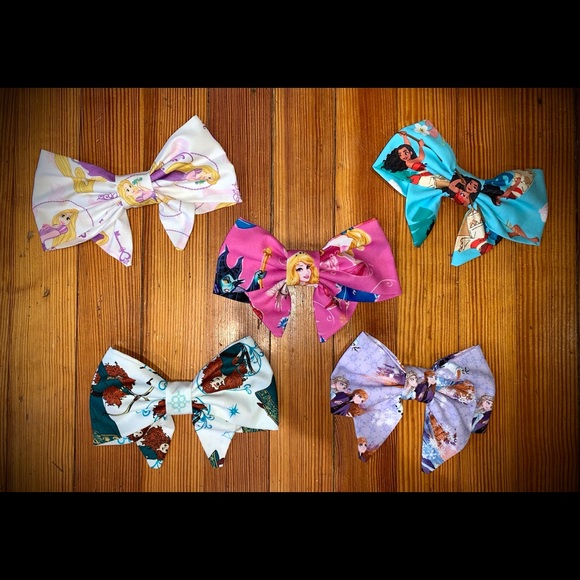 COPY - 2 Hair Bows featuring Barbie Designs - Picture 14 of 16
